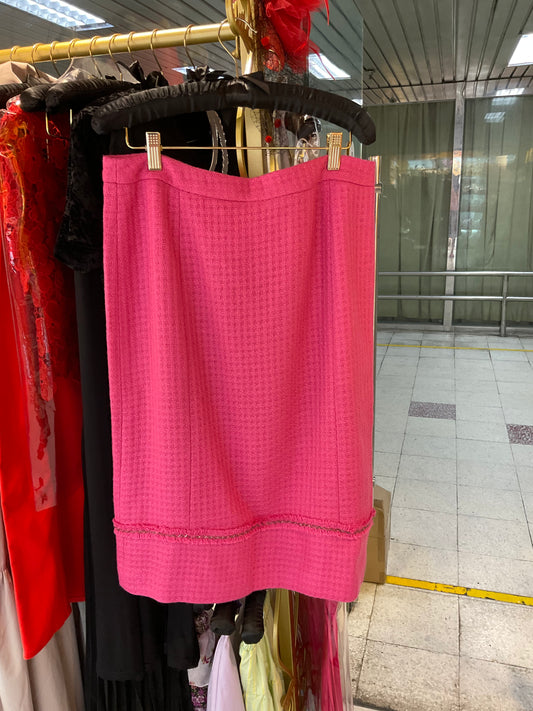 桃紅色裙